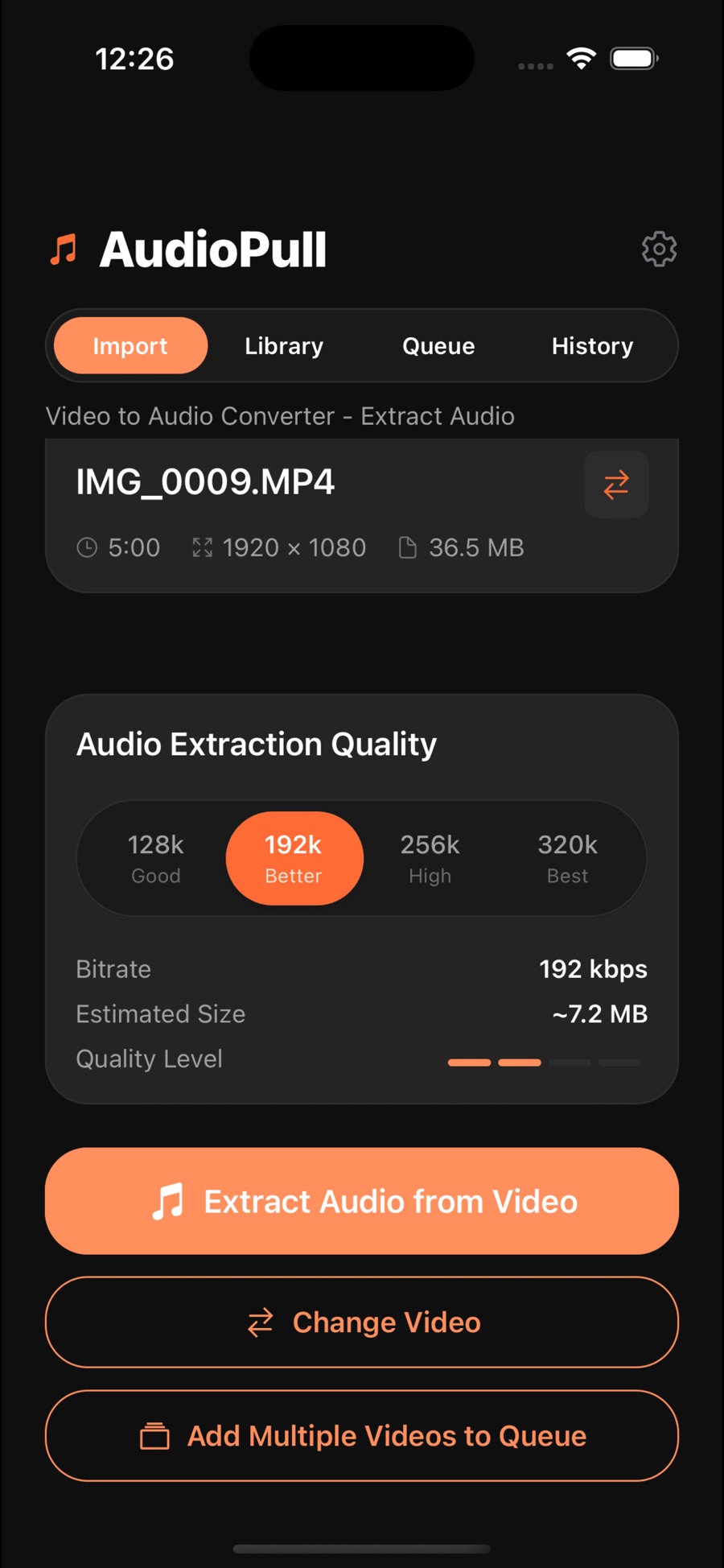 Extraction settings for IMG_0009.MP4 in AudioPull: bitrate buttons for 128k, 192k, 256k and 320k with 192k selected, an estimated size of about 7.2 MB, and buttons to extract the audio, change the video, or add more videos to the queue.